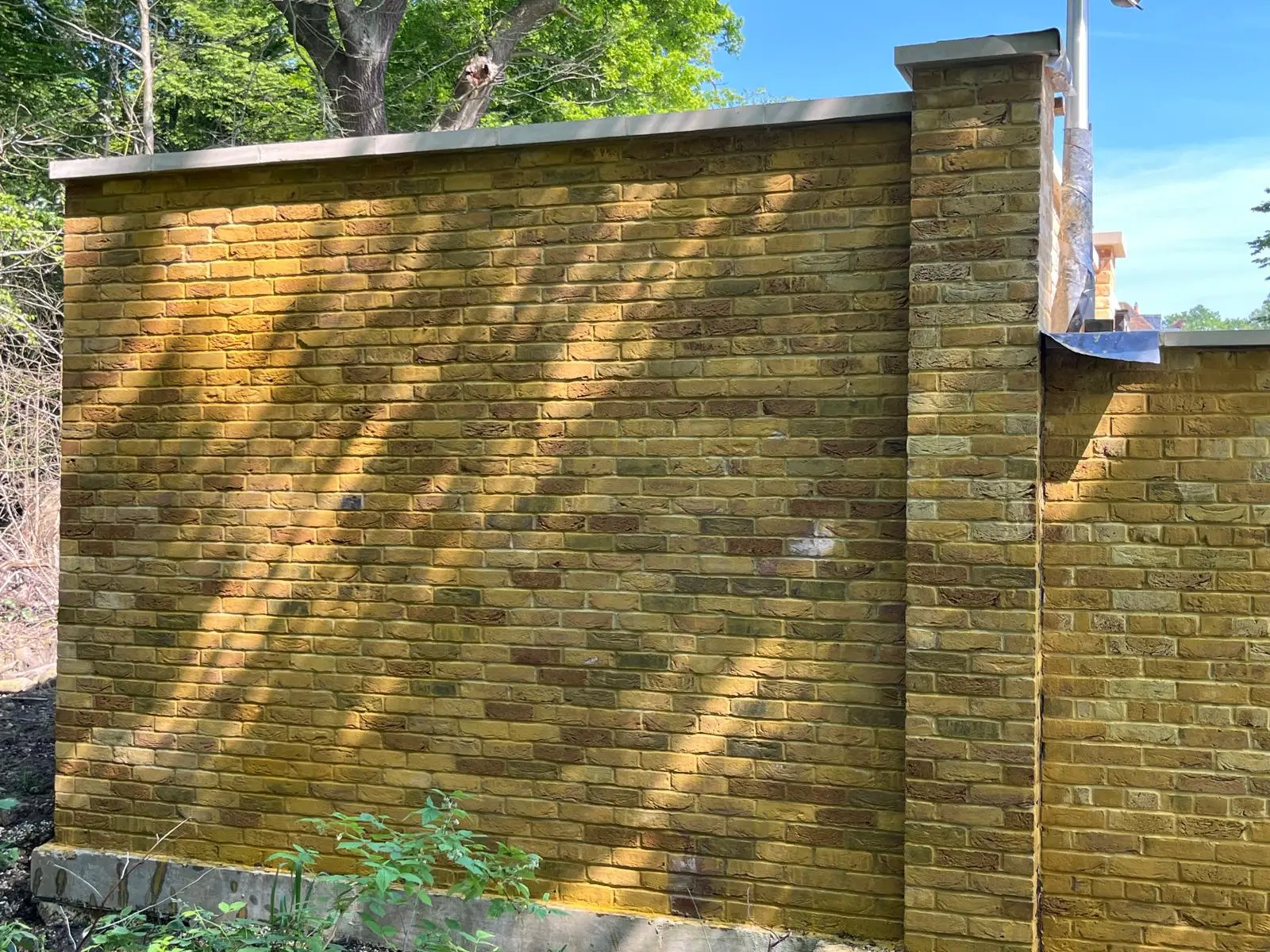 Brick tinting and colouring